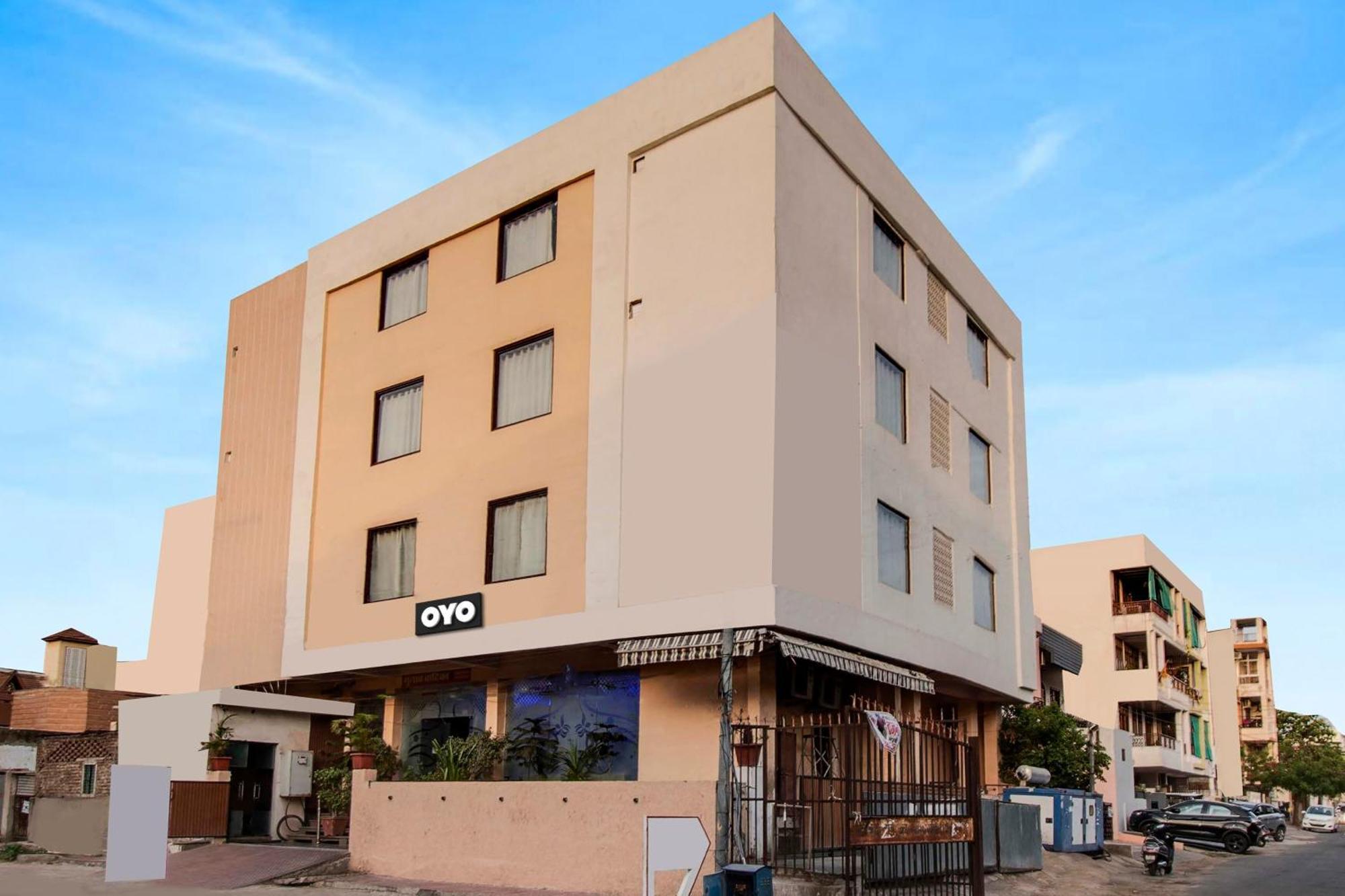 Capital O Pink Peral Hotel Jaipur Luaran gambar