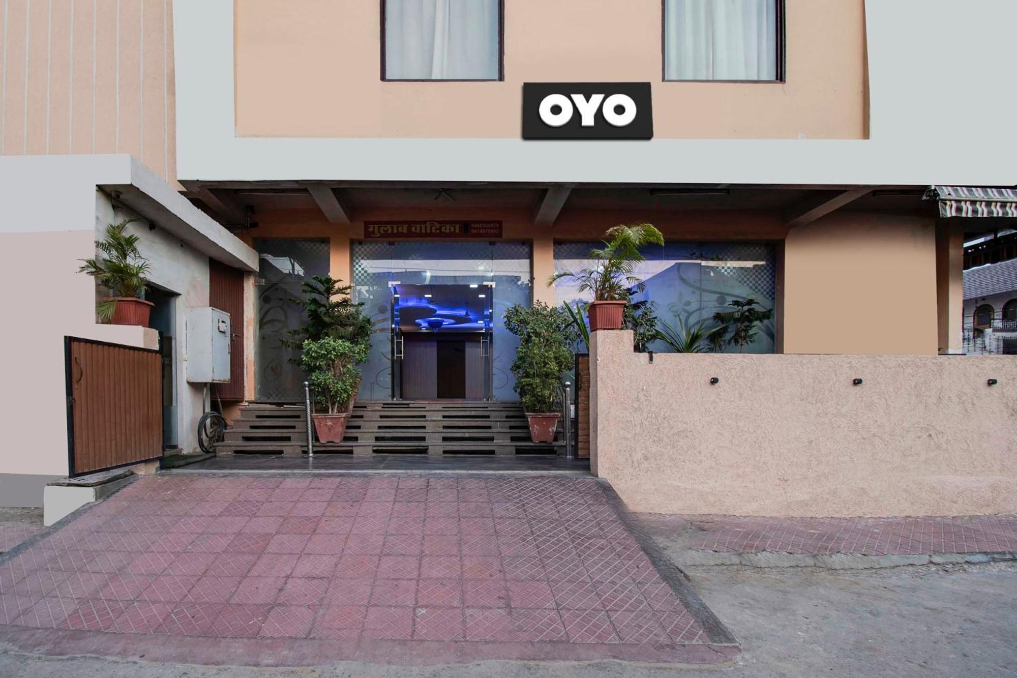 Capital O Pink Peral Hotel Jaipur Luaran gambar